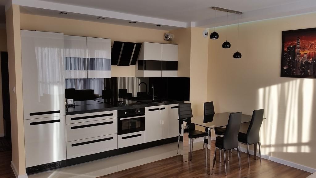Apartament Wilga Park Cracóvia Exterior foto